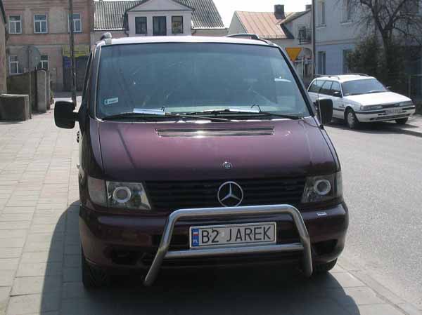 b2_jarek.jpg