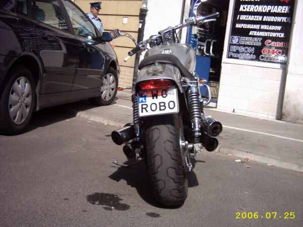 w0_robo.jpg